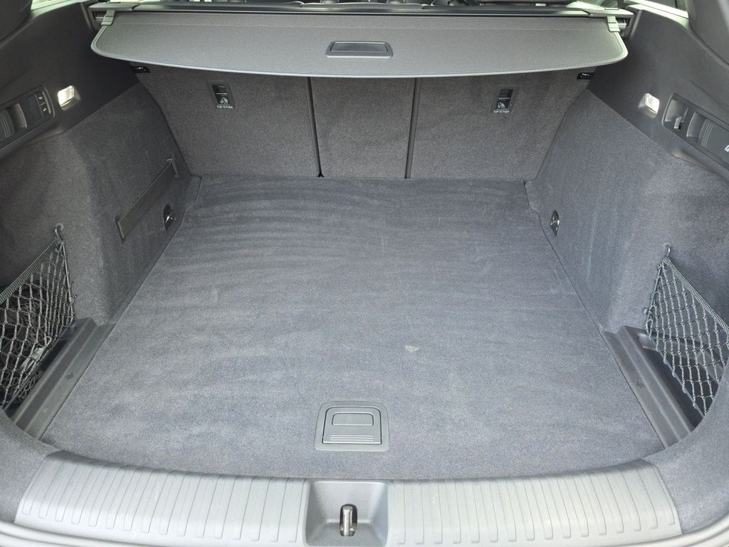 Audi SQ6 e-tron 2024