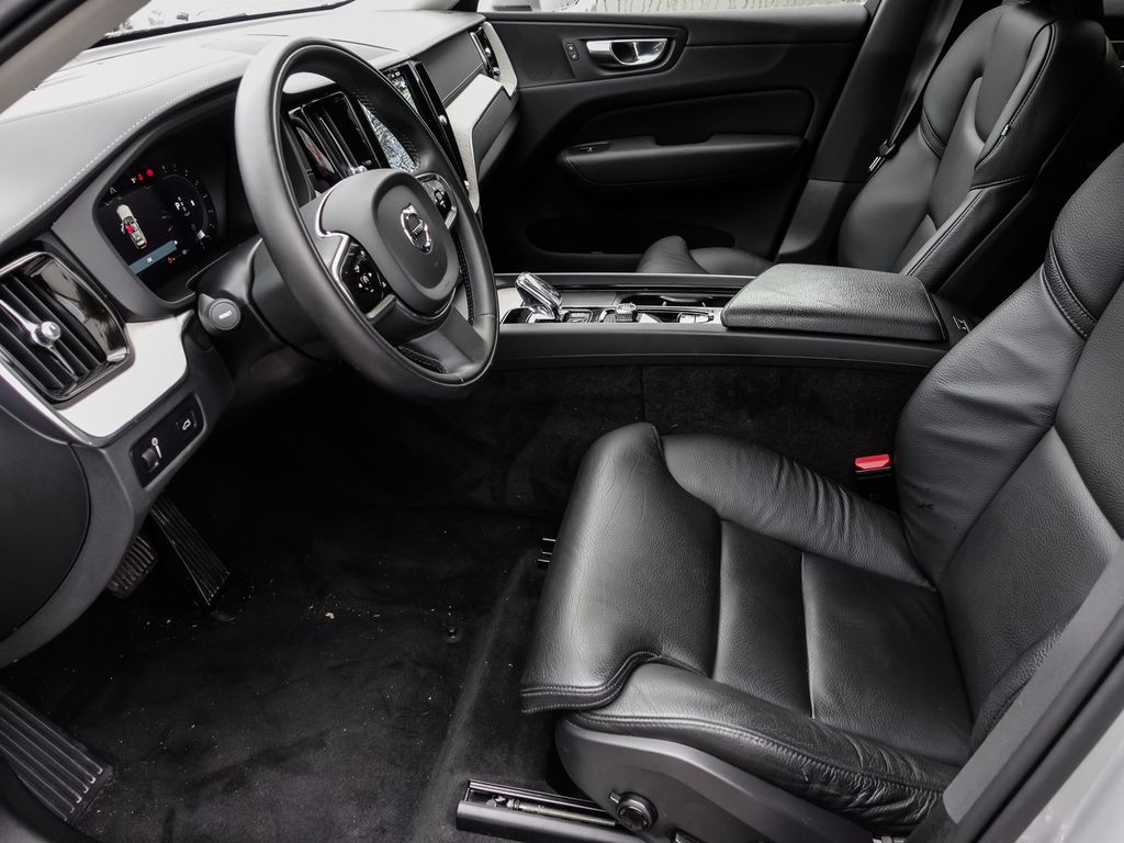 Volvo XC60 2023