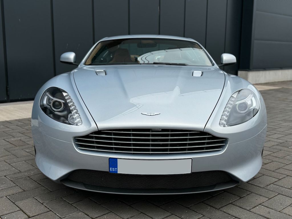 Aston Martin Virage 2011
