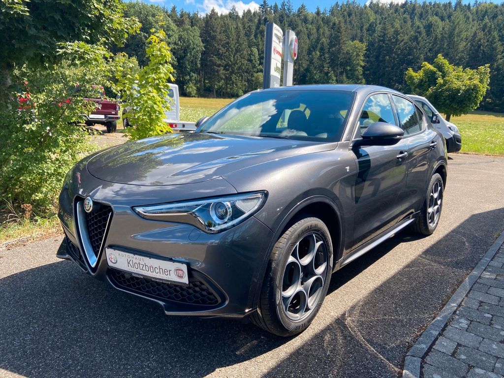 Alfa Romeo Stelvio 2022