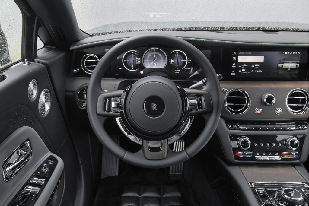 Rolls-Royce Spectre 2024