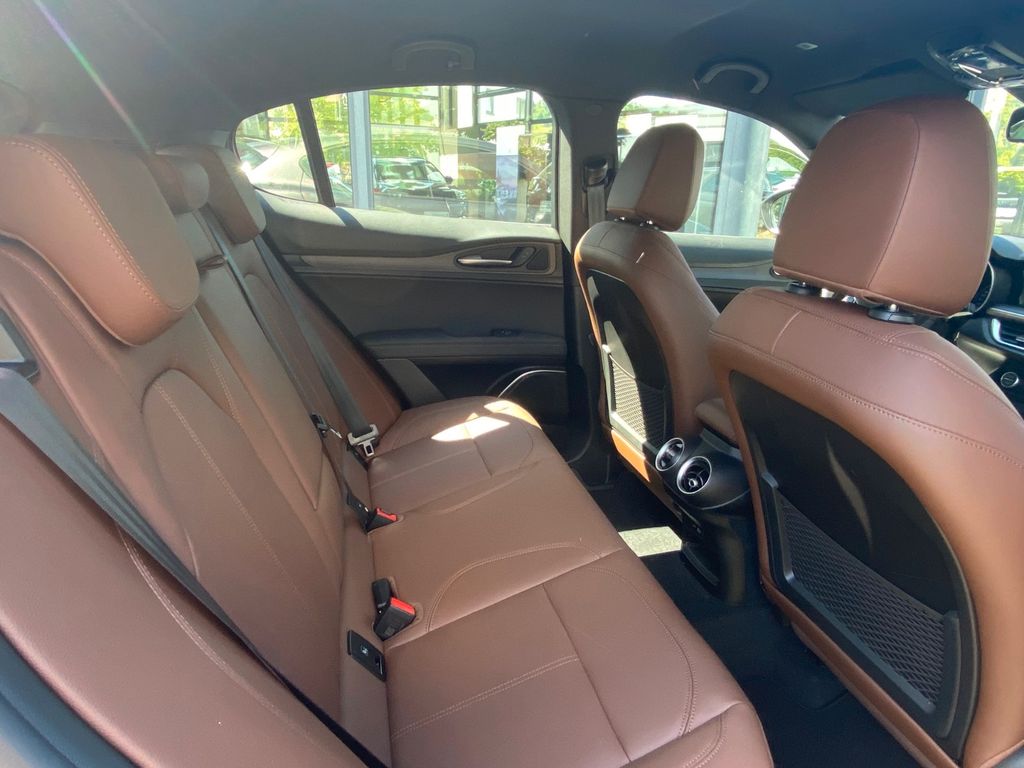 Alfa Romeo Stelvio 2022