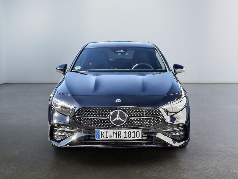 Mercedes-Benz A 200 2025