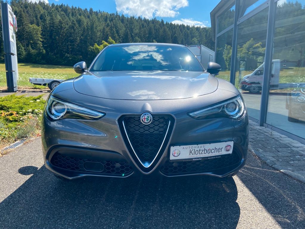 Alfa Romeo Stelvio 2022