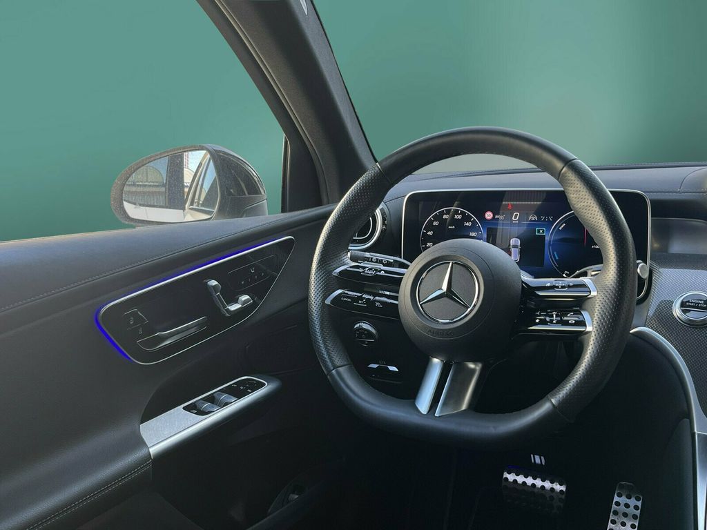 Mercedes-Benz GLC 300 2023