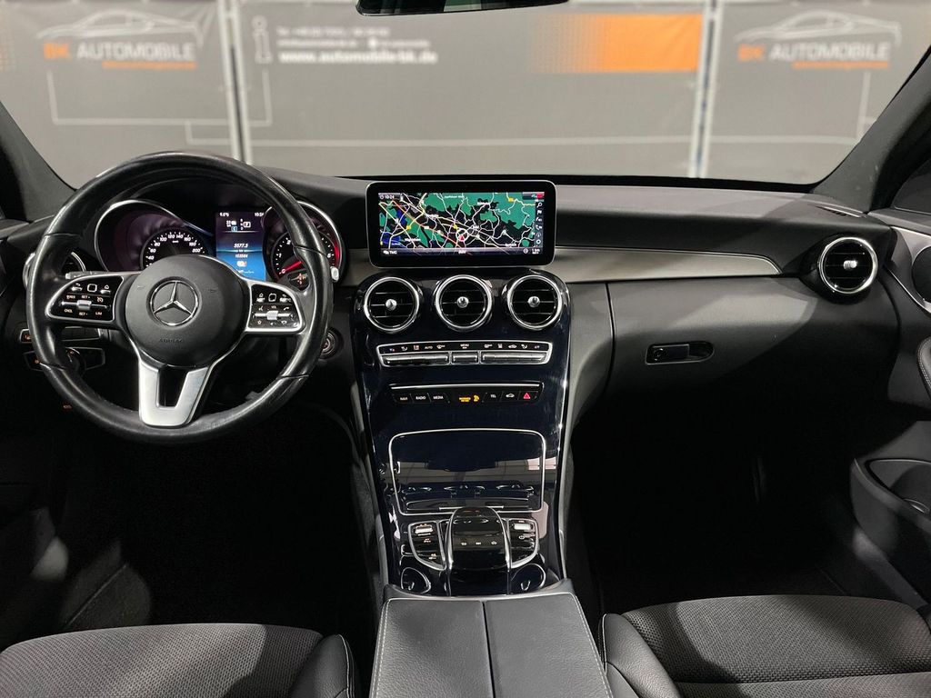 Mercedes-Benz C 300 2021