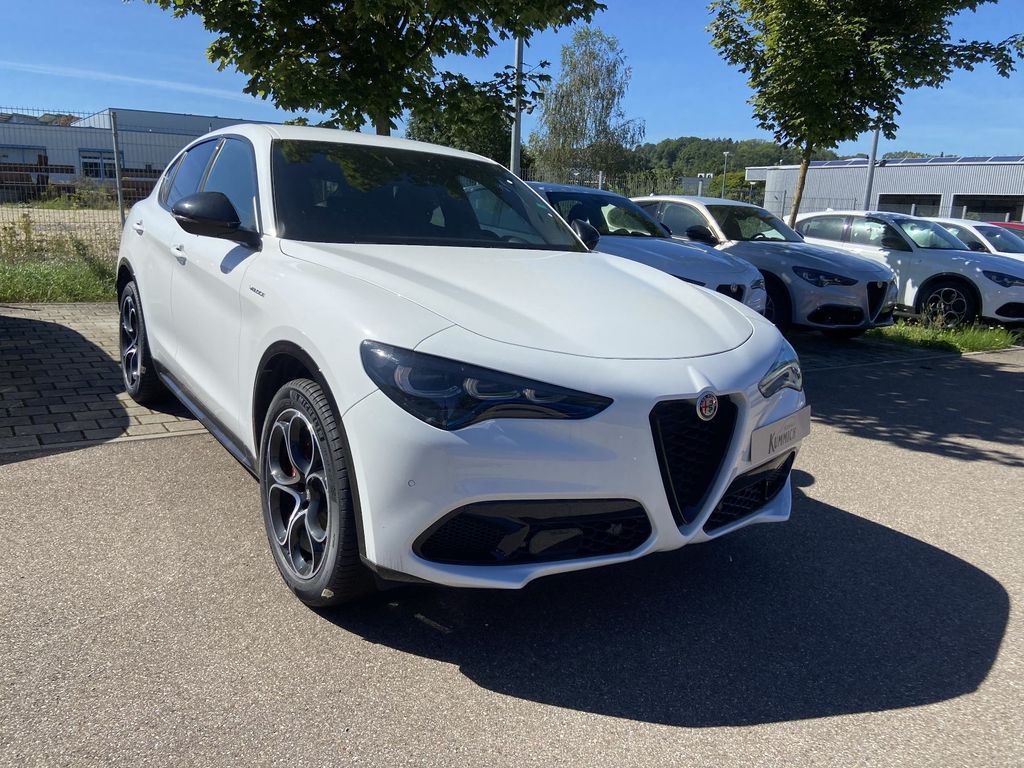 Alfa Romeo Stelvio 2023