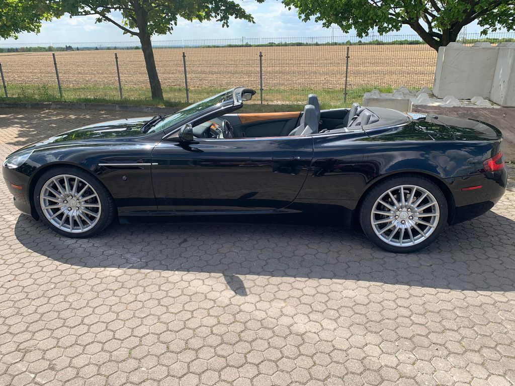 Aston Martin DB9 2006