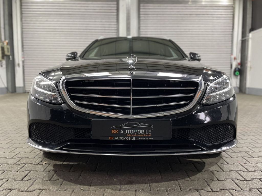 Mercedes-Benz C 300 2021