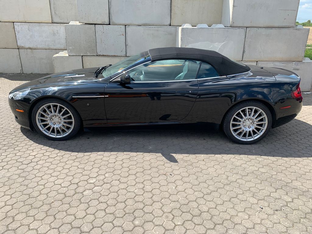 Aston Martin DB9 2006