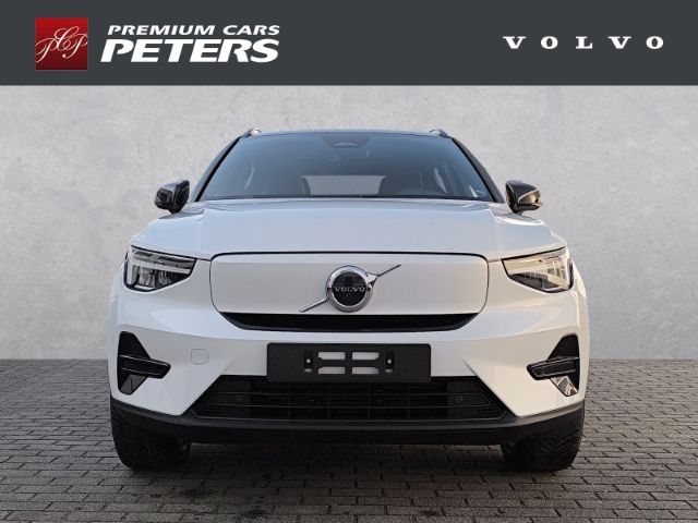 Volvo XC40 2025