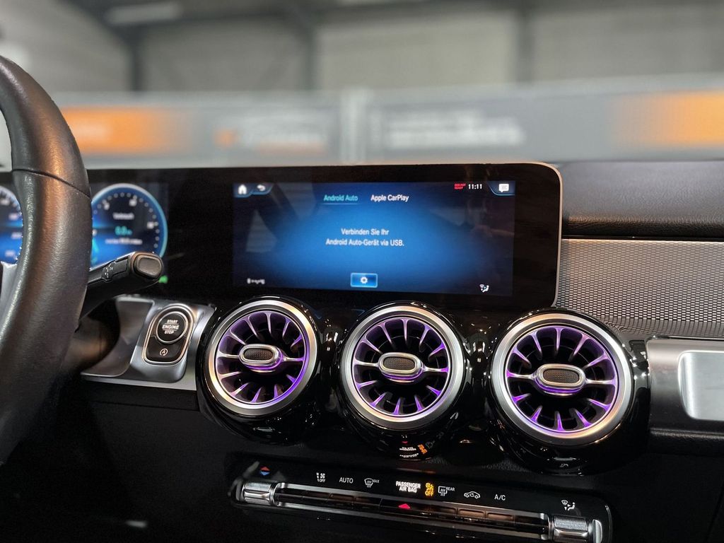 Mercedes-Benz GLB 180 2020