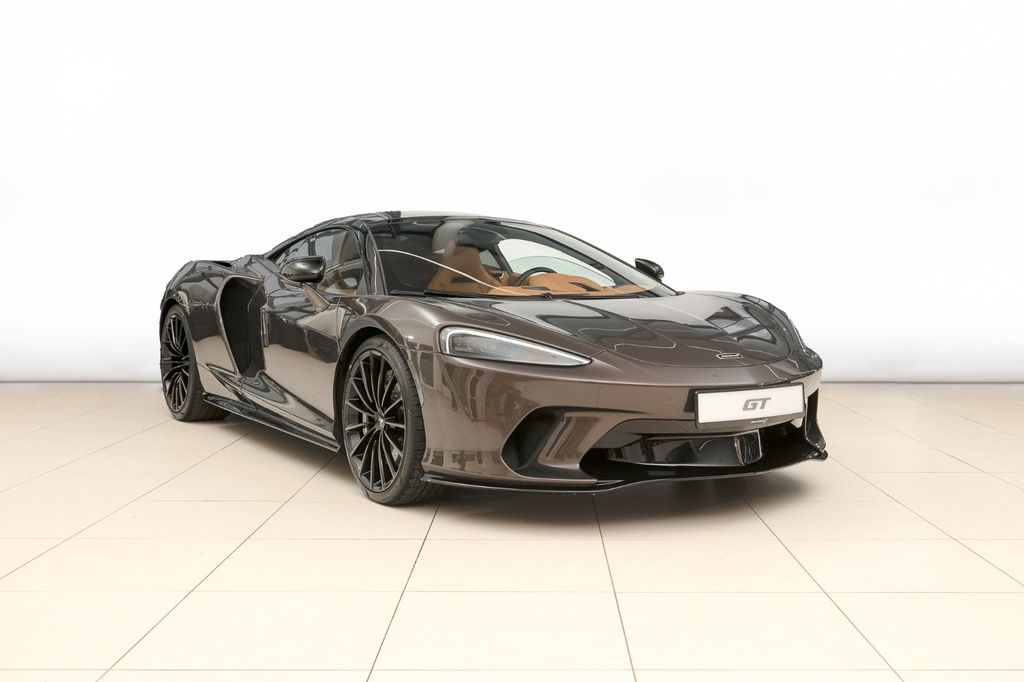 McLaren GT 2023