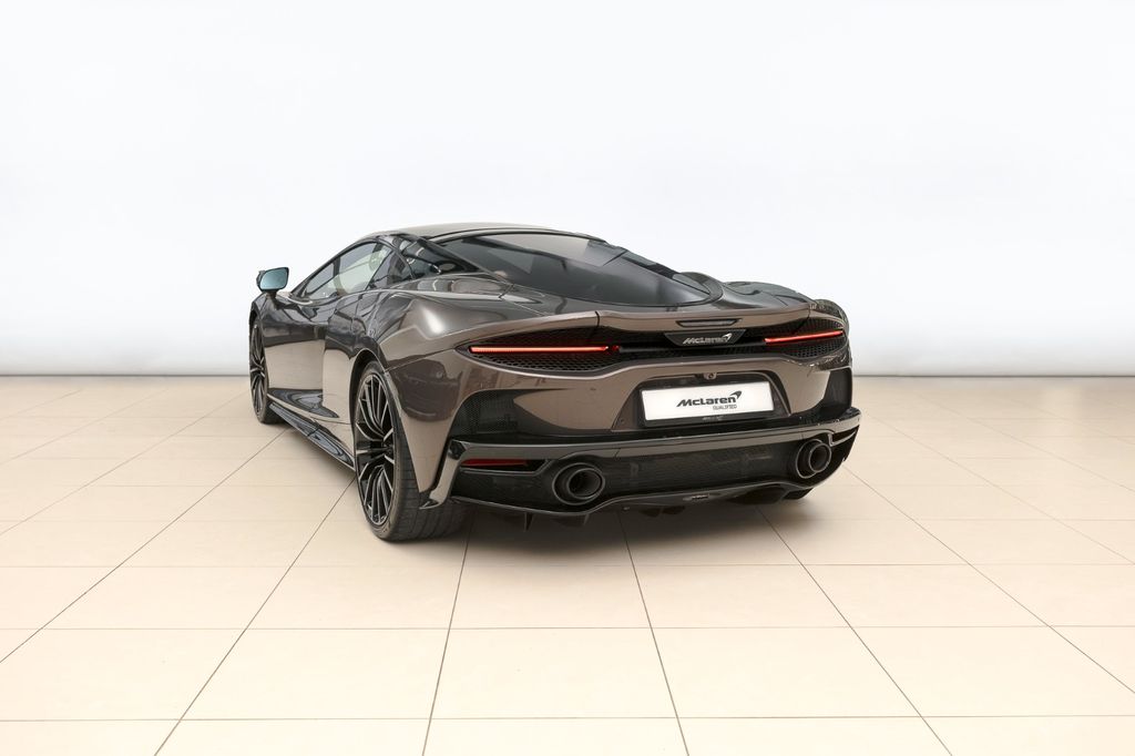 McLaren GT 2023