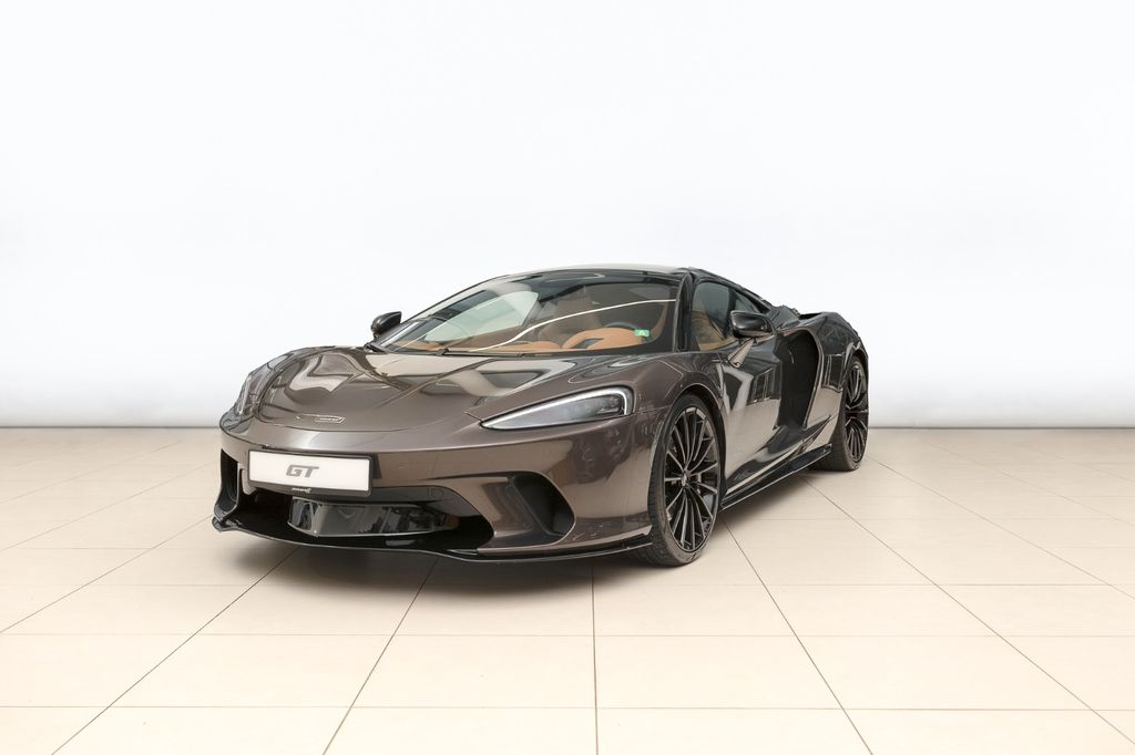 McLaren GT 2023