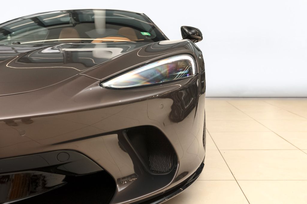McLaren GT 2023