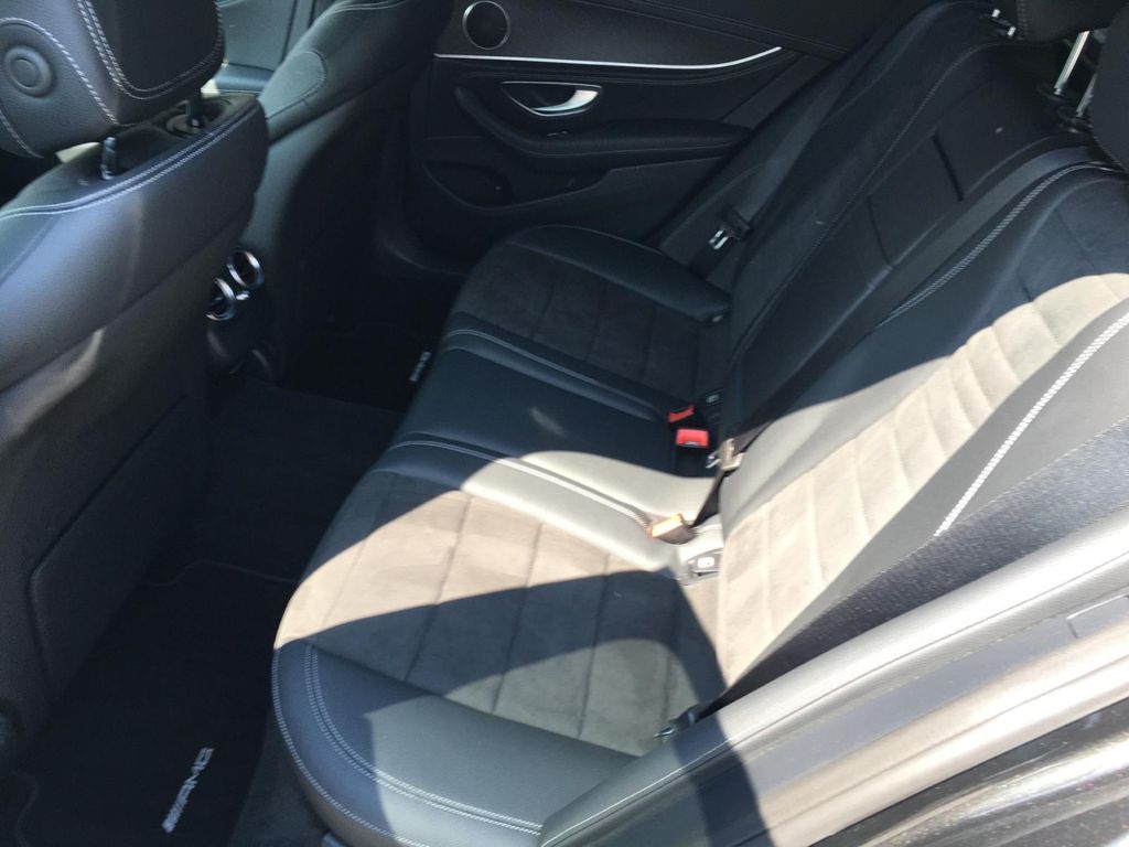 Mercedes-Benz E 300 2021