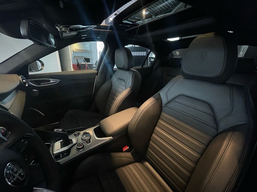 Alfa Romeo Giulia 2023