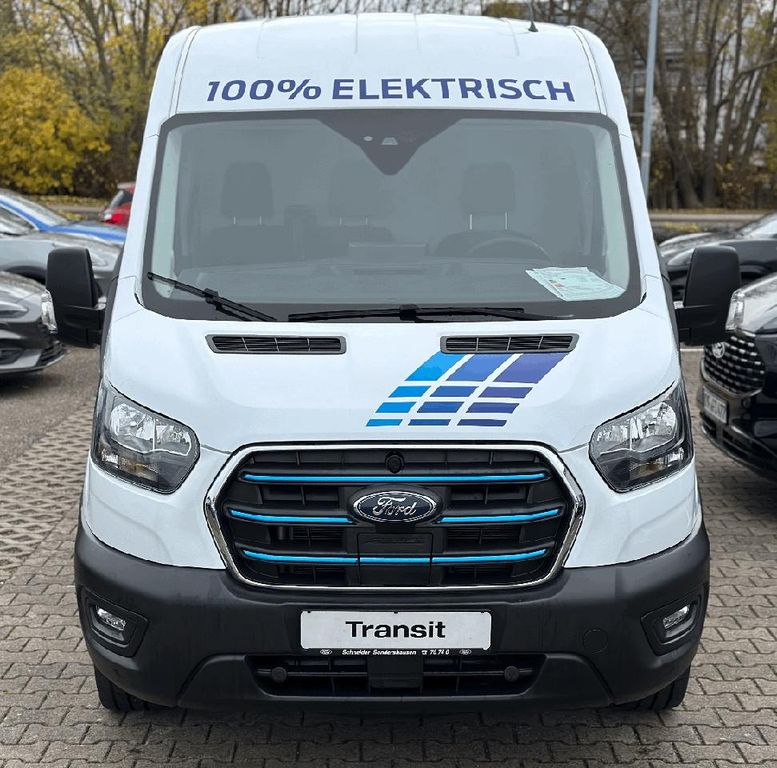 Ford Transit 2023