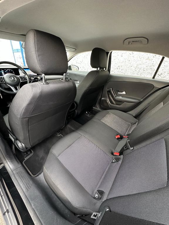 Mercedes-Benz A 180 2021