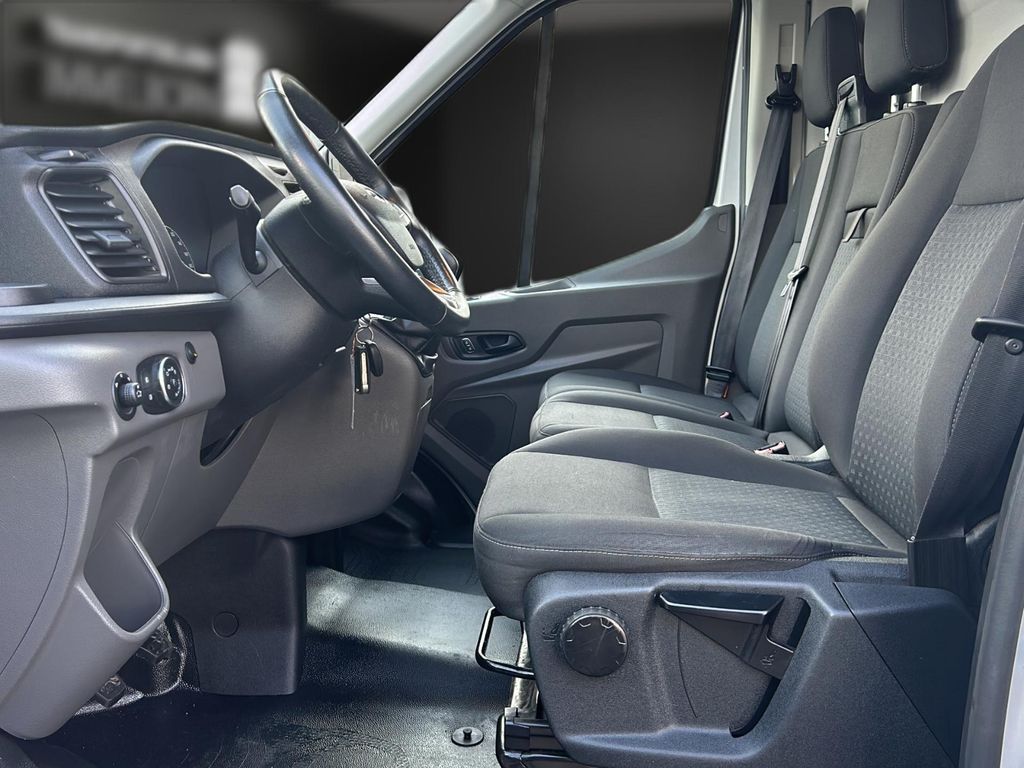 Ford Transit 2020