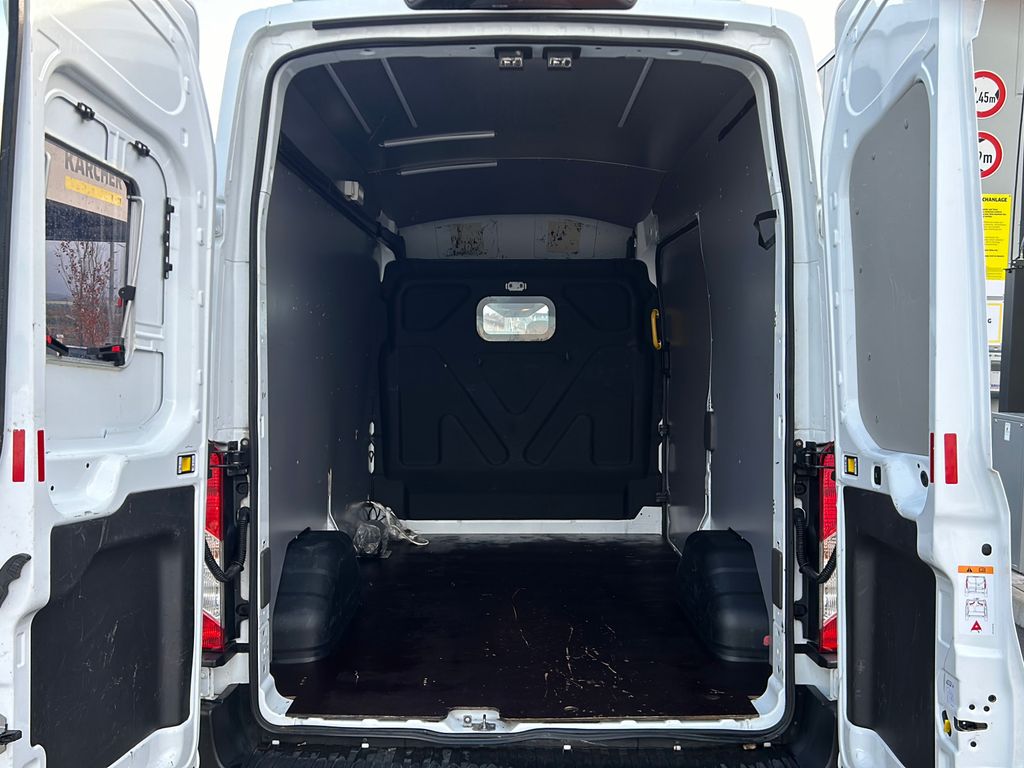 Ford Transit 2020