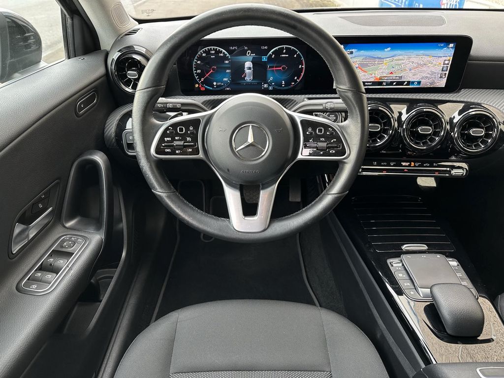 Mercedes-Benz A 180 2021