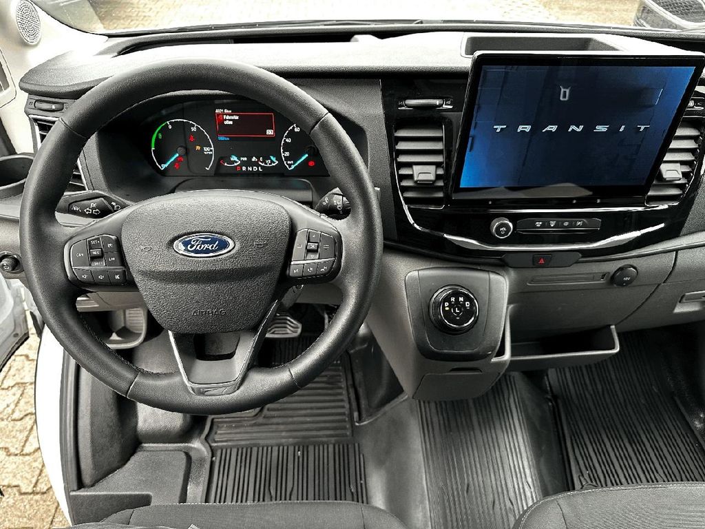 Ford Transit 2023
