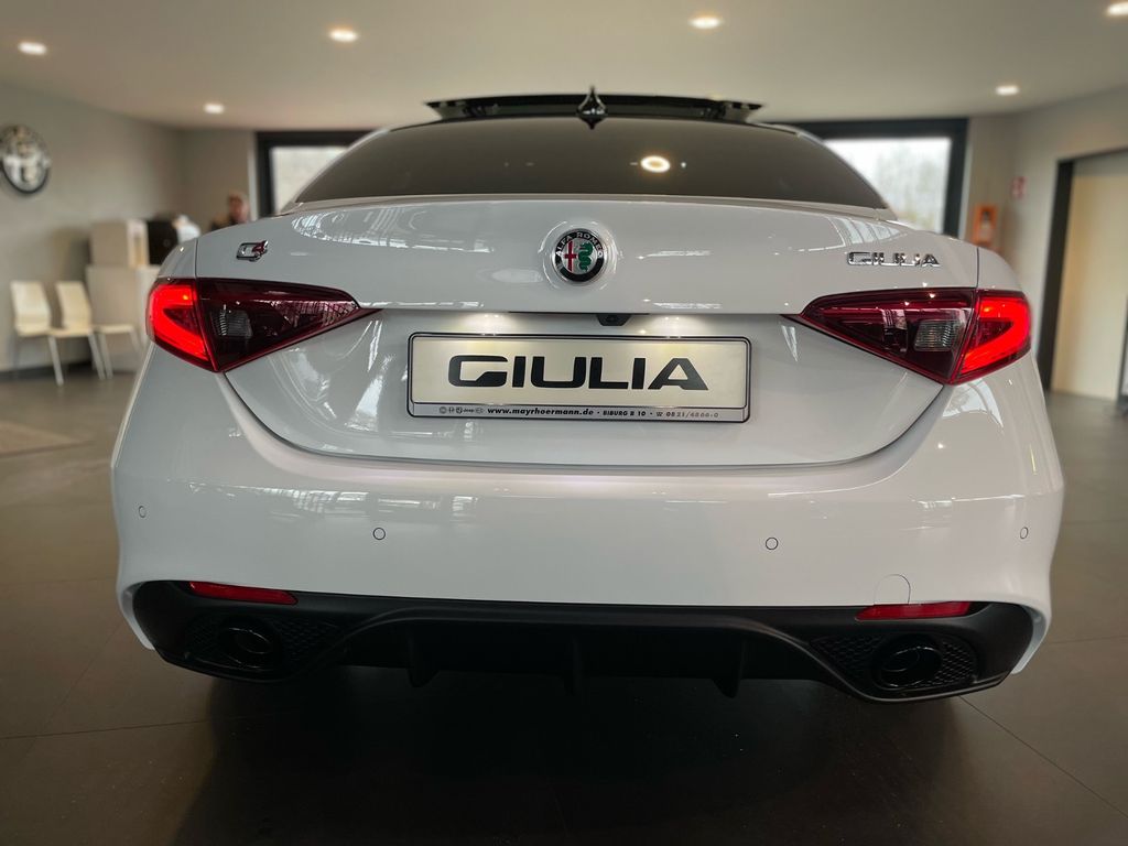 Alfa Romeo Giulia 2023