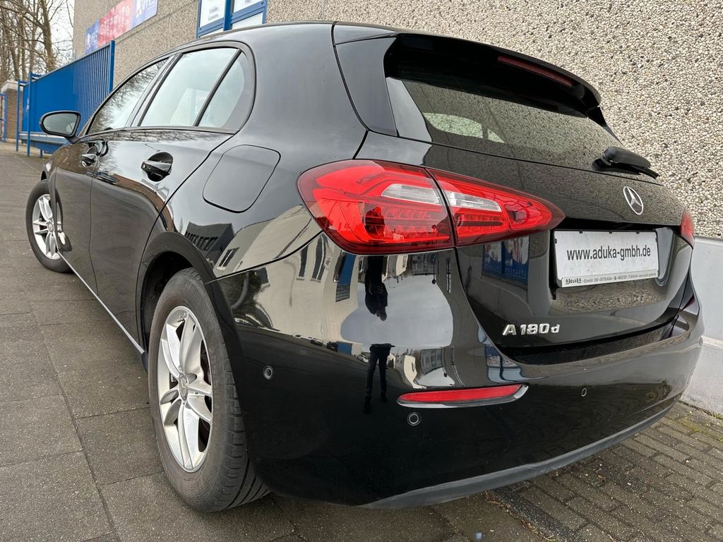 Mercedes-Benz A 180 2021