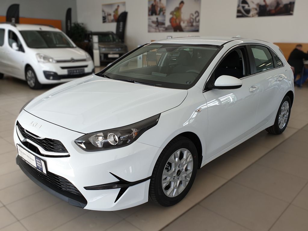 Kia cee'd / Ceed 2025