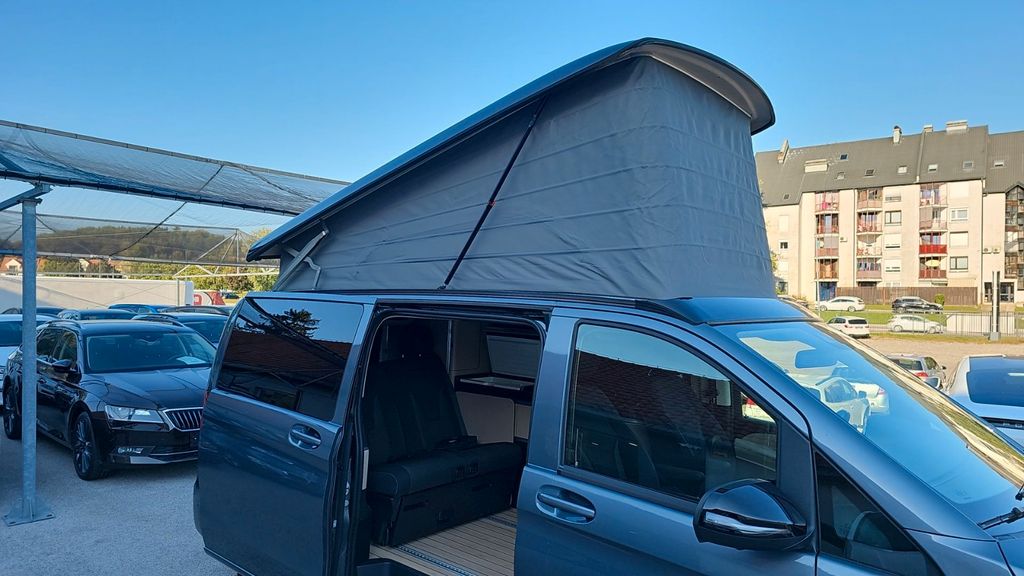 Mercedes-Benz 220 2019