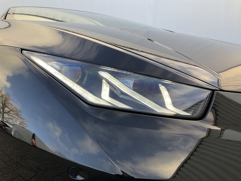 Lamborghini Huracán 2021