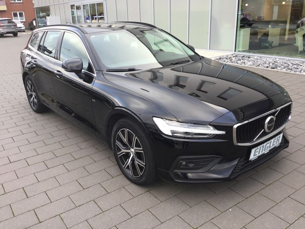 Volvo V60 2022