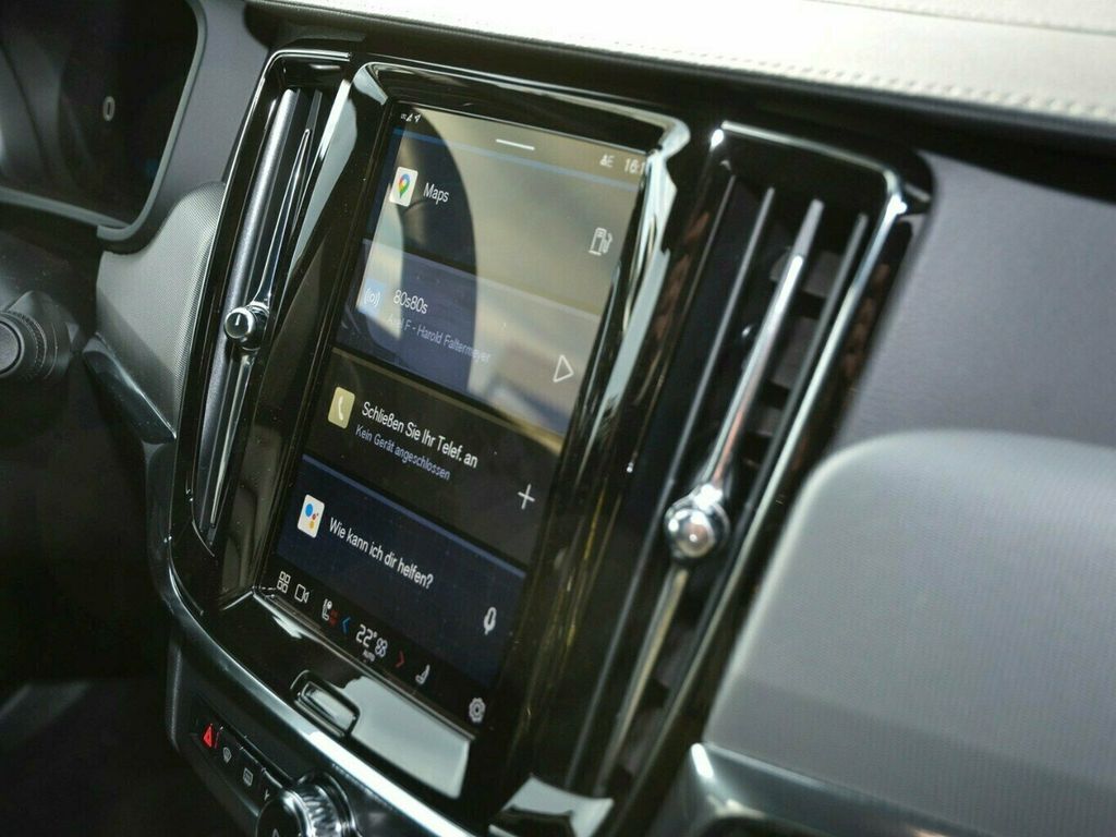 Volvo V90 2023