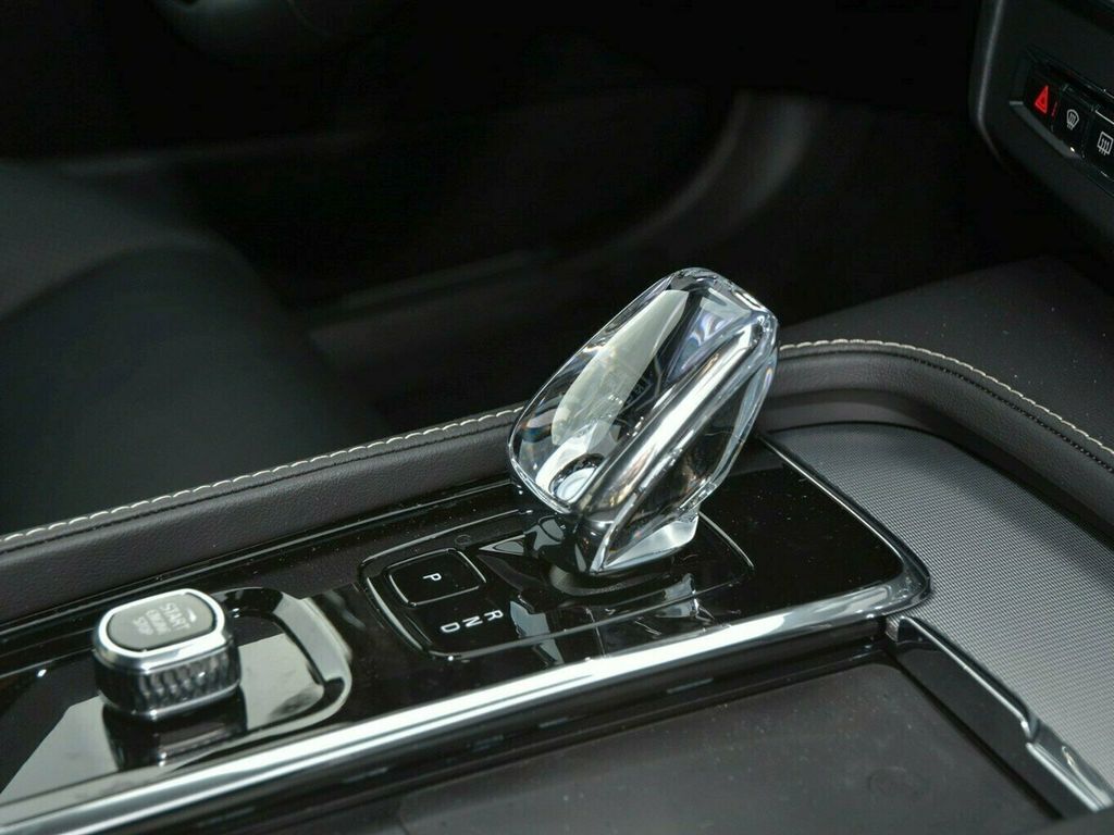 Volvo V90 2023