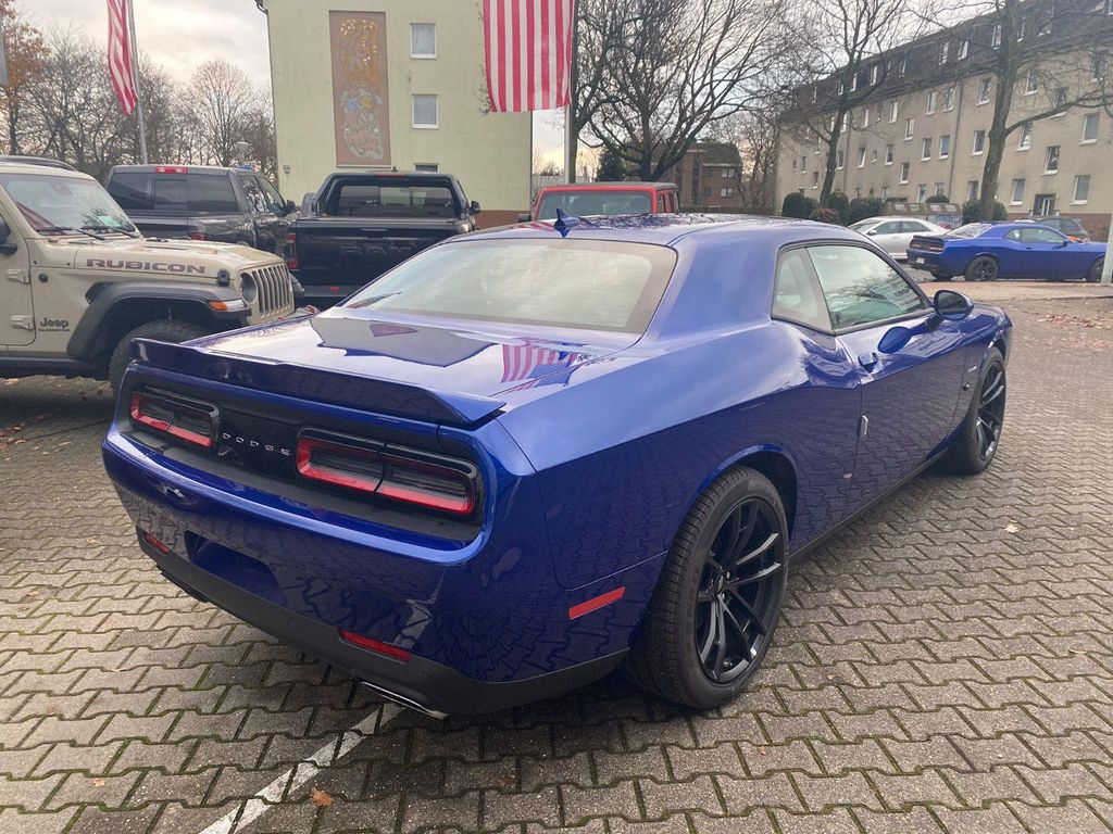 Dodge Challenger 2023