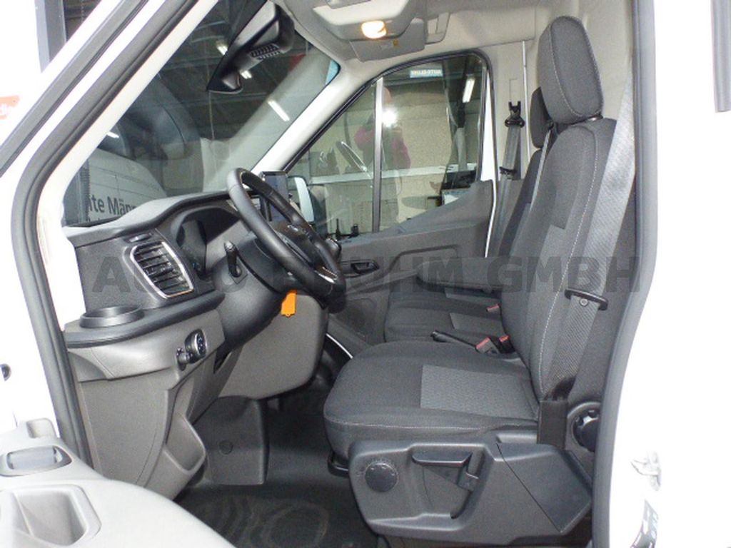 Ford Transit 2024