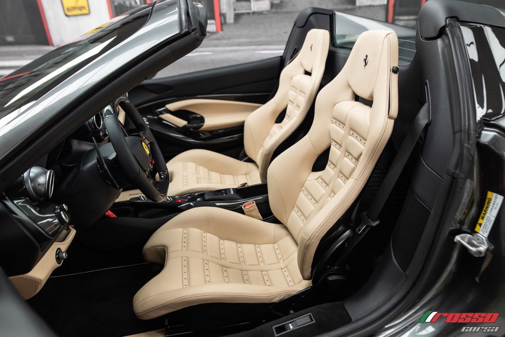 Ferrari F8 2022