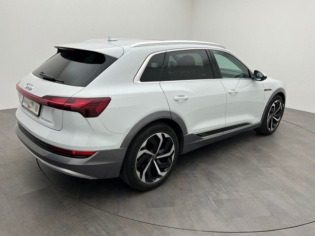 Audi e-tron 2020