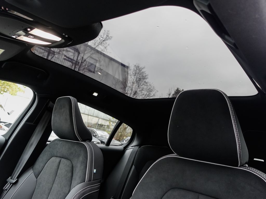 Volvo C40 2024