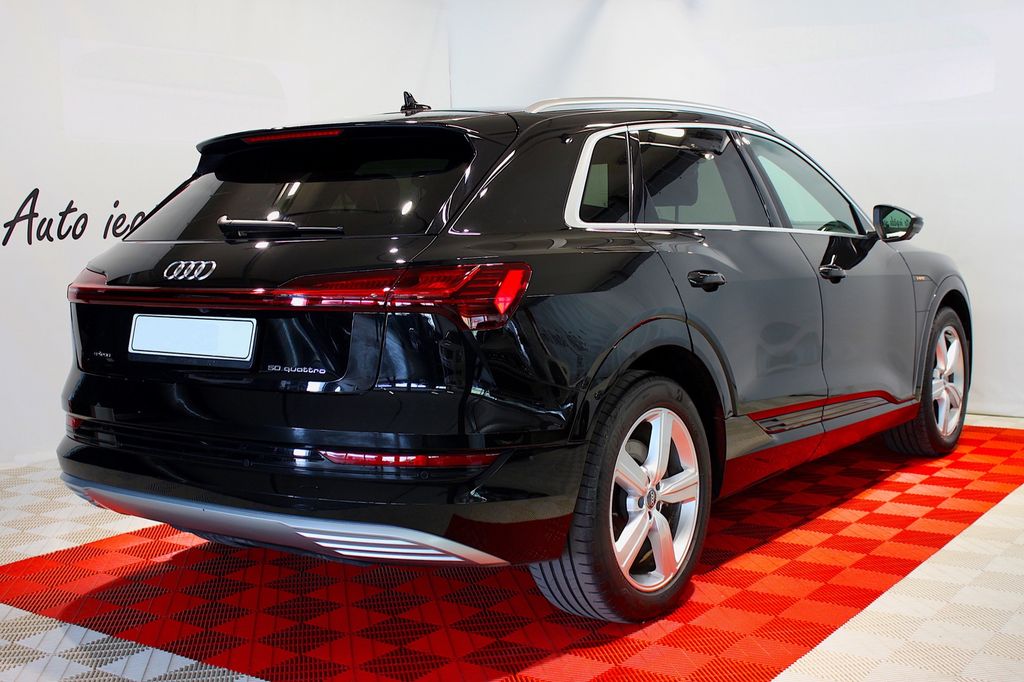 Audi e-tron 2020