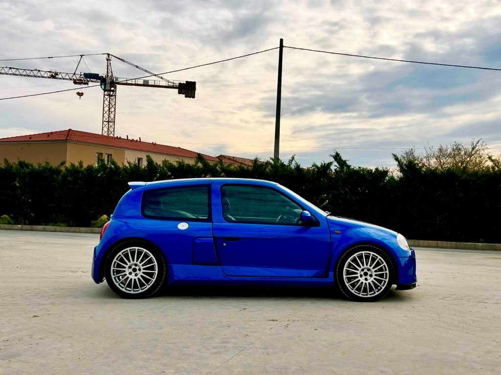 Renault Clio 2003