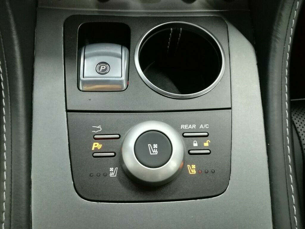 Aston Martin Rapide 2010