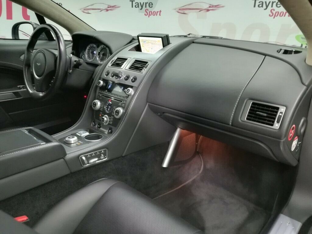 Aston Martin Rapide 2010