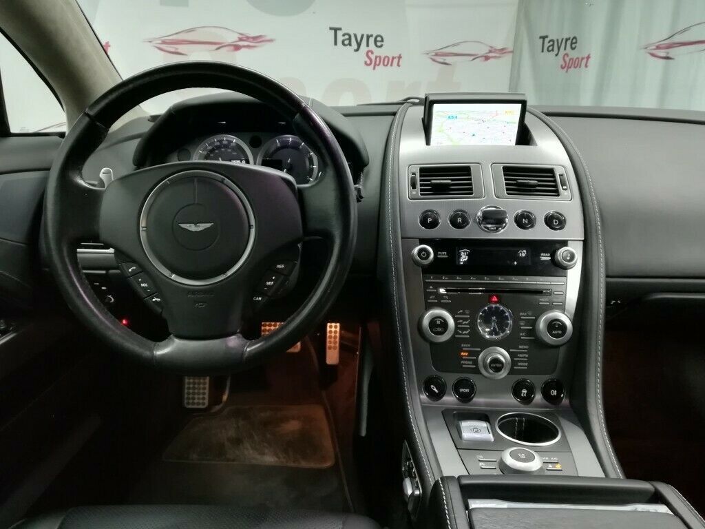 Aston Martin Rapide 2010