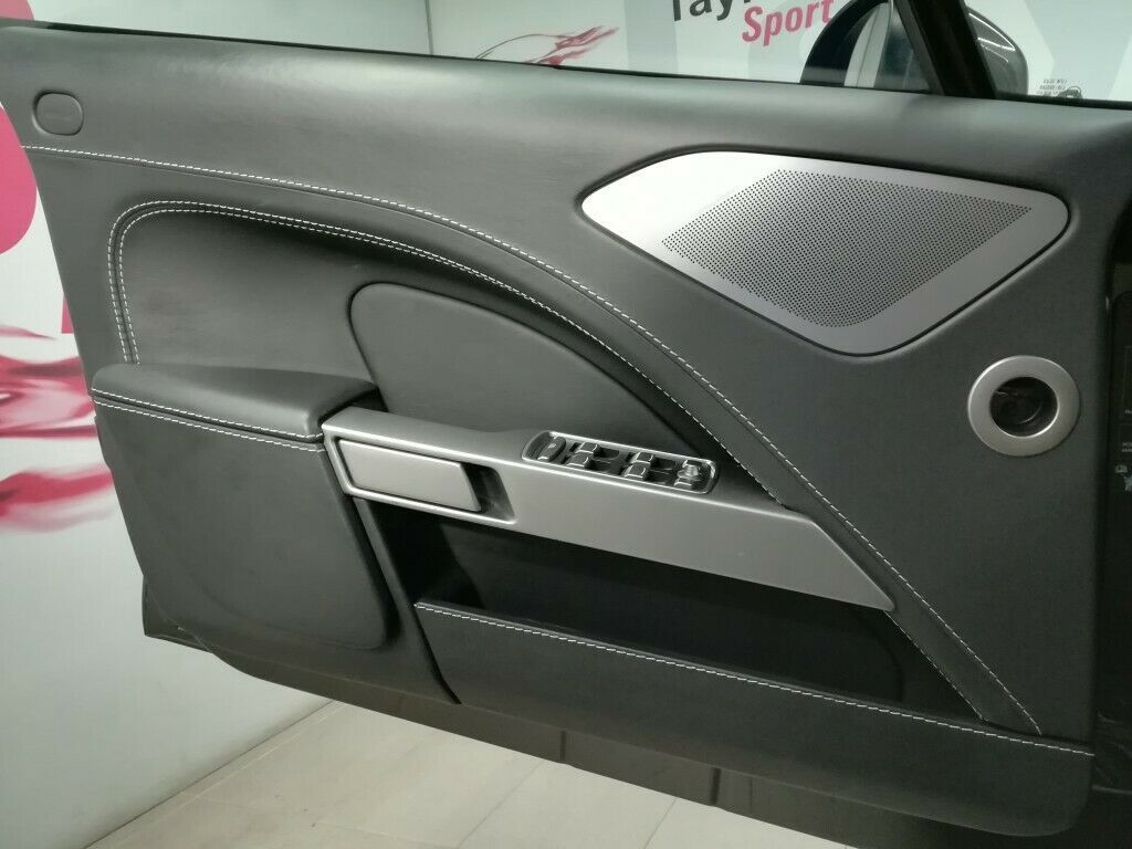 Aston Martin Rapide 2010