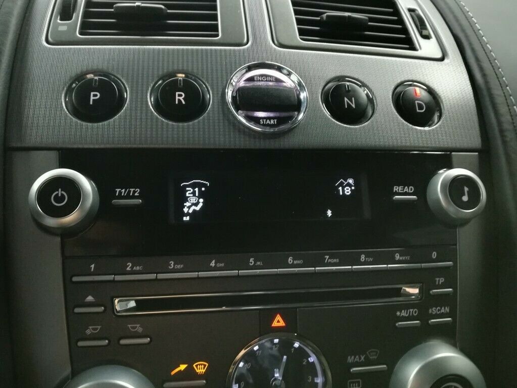 Aston Martin Rapide 2010