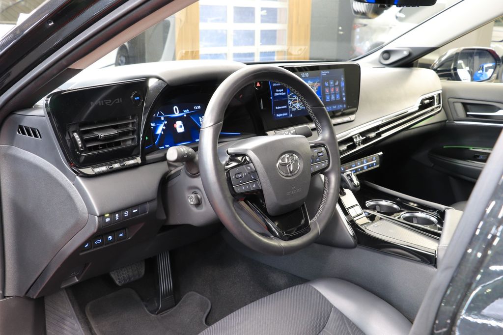 Toyota Mirai 2021