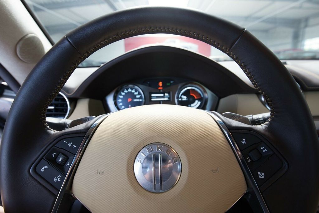 Fisker Karma 2012